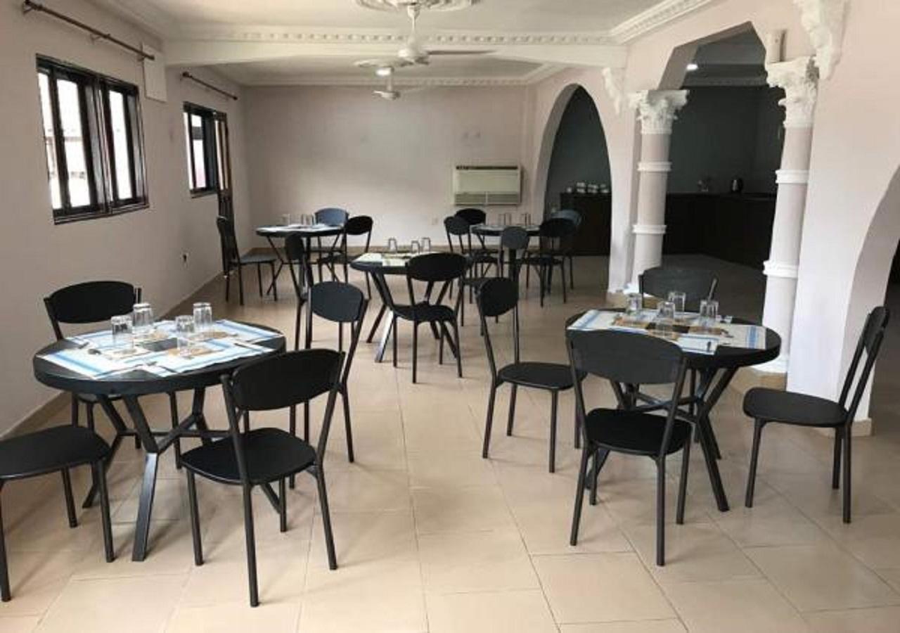 First Choice Hotel Άκρα Εξωτερικό φωτογραφία